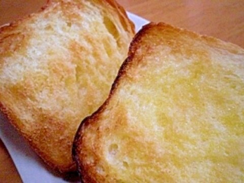 今朝のパン！　　「シュガーパウダーチーズトースト」
